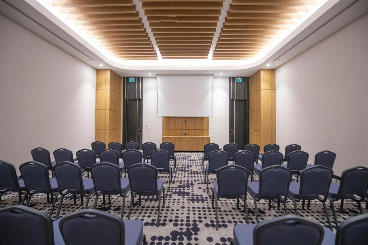Crowne Plaza Ankara By Ihg Hotel Bagian luar foto
