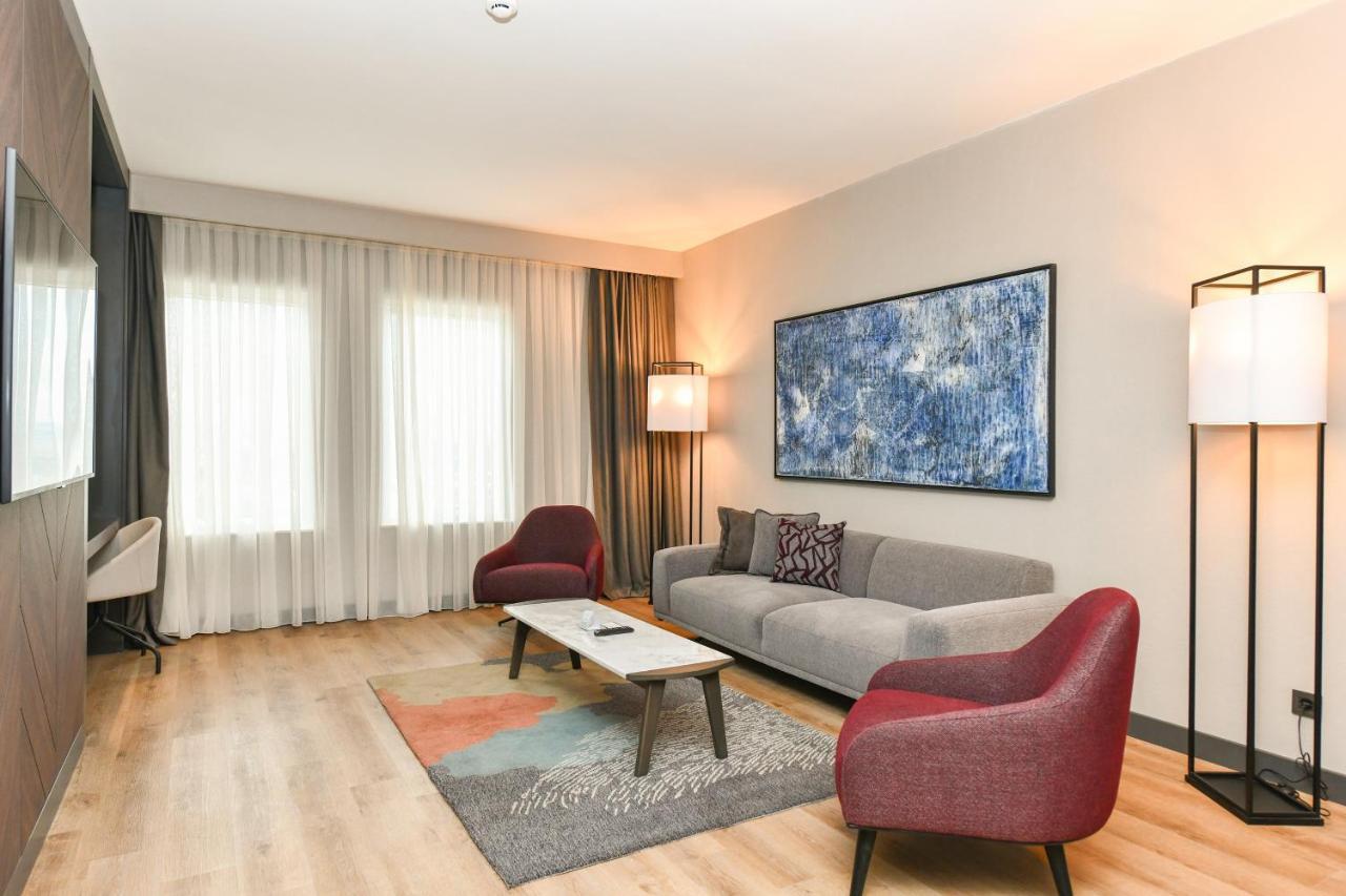 Crowne Plaza Ankara By Ihg Hotel Bagian luar foto