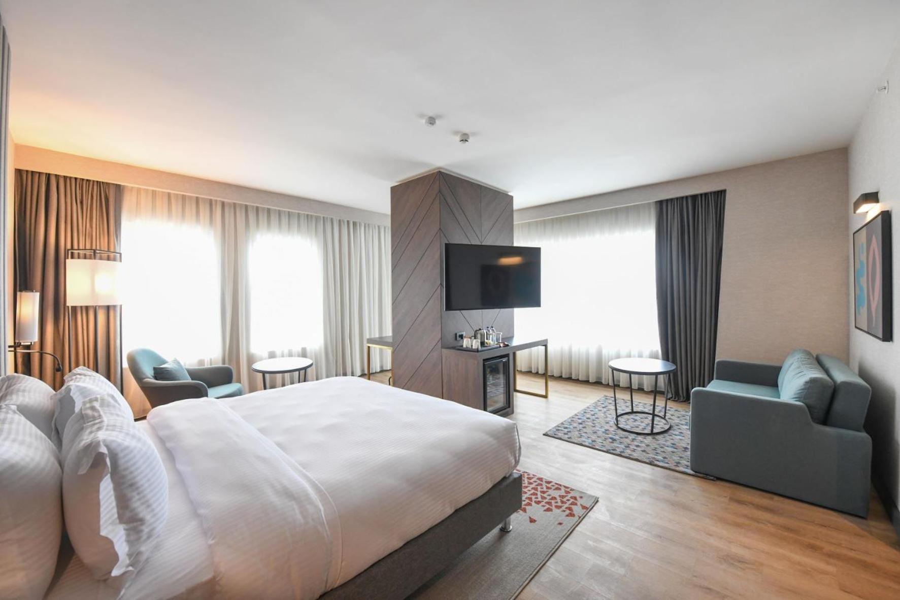 Crowne Plaza Ankara By Ihg Hotel Bagian luar foto