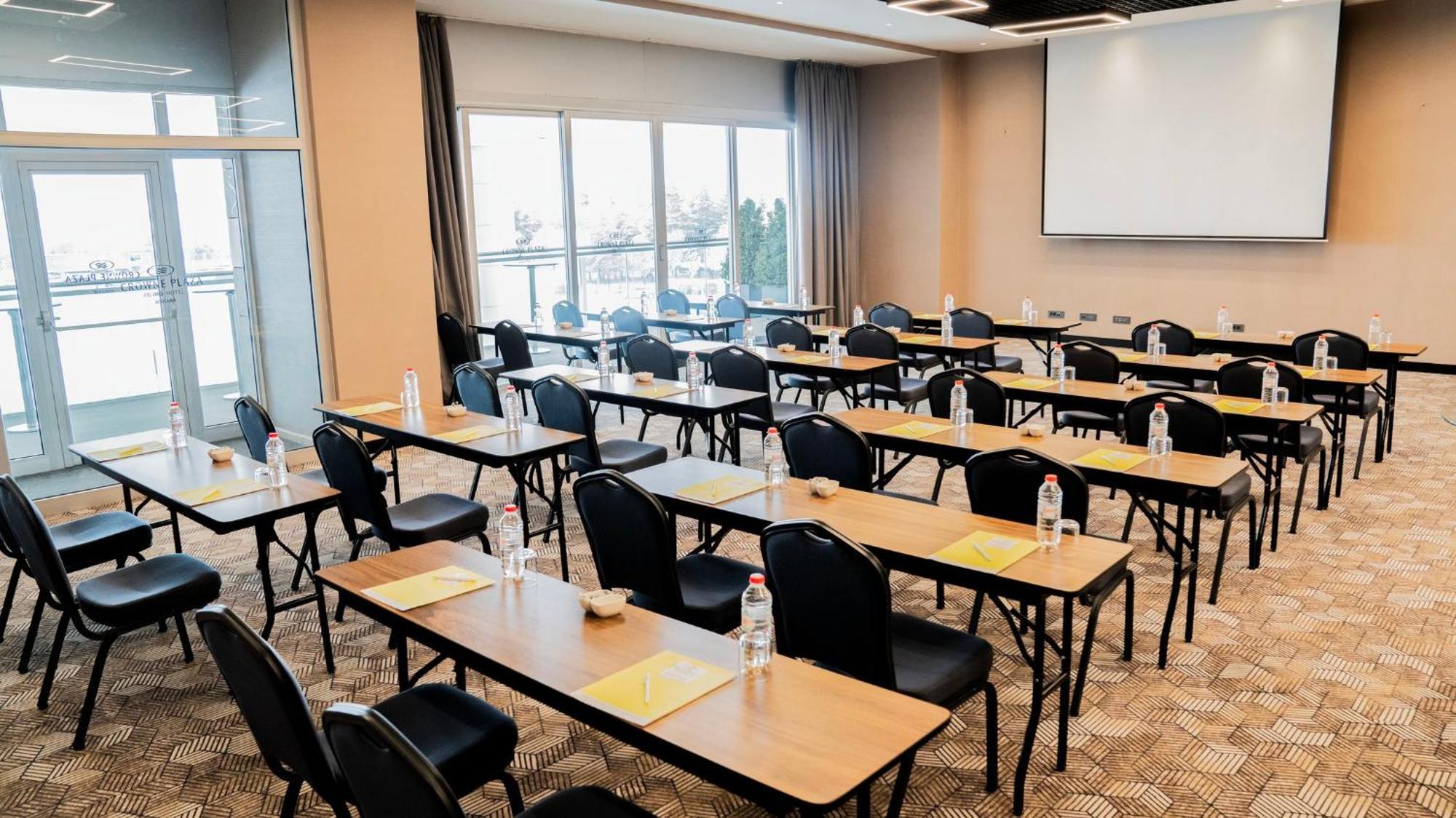 Crowne Plaza Ankara By Ihg Hotel Bagian luar foto